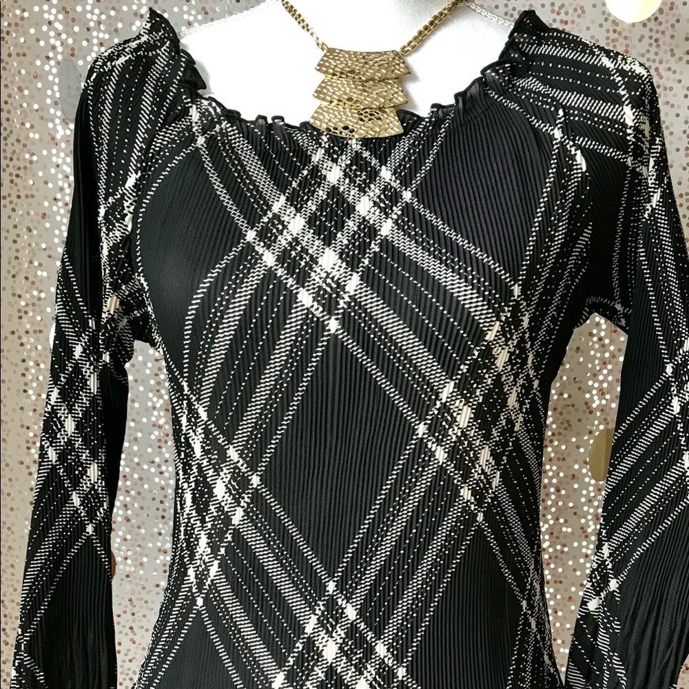 Jennifer Lloyd Blouse- Black and Tan.